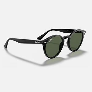 RAYBAN RB 2180 classic round black sunglasses *NWT IN ORIGINAL BOX* never worn